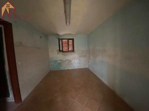 cascinale con terreno - Foto 11
