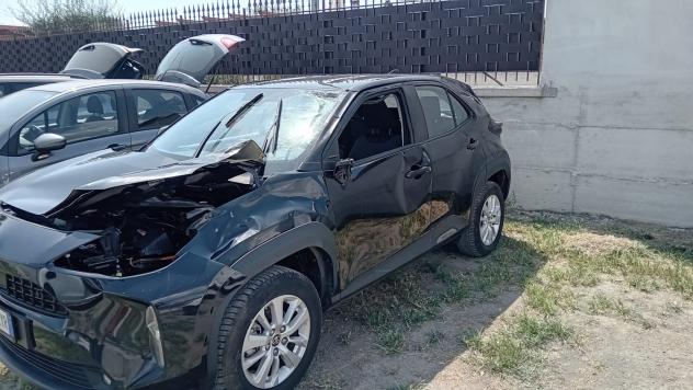 Toyota Yaris Cross 1.5 Hybrid 5p. E-CVT Active SINISTRATA - Foto 7