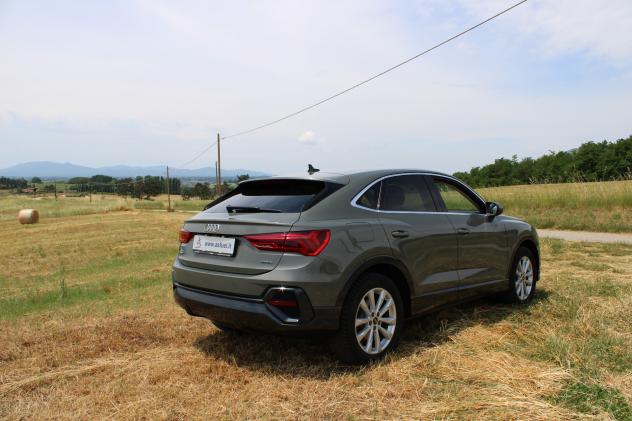 Audi Q3 SPB 35 TDI Business Plus - Foto 6