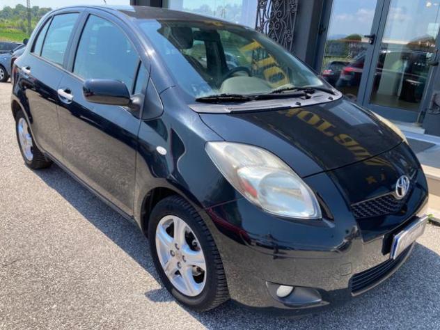 TOYOTA Yaris 1.3 5 porte Sol rif. 23836137 - Foto 2