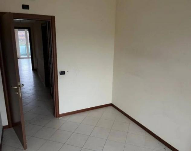 Immobile in asta di 121 m² con più di 5 locali e box auto in vendita a Castellanza - Foto 6