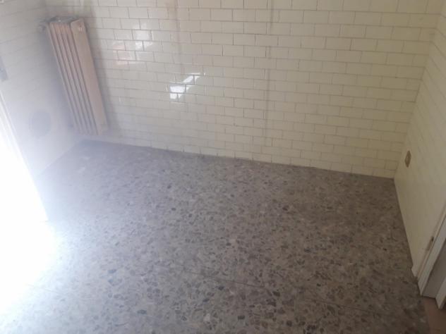 Appartamento posto al piano secondo mq 75 di una piccola palazzina residenziale. - Foto 4