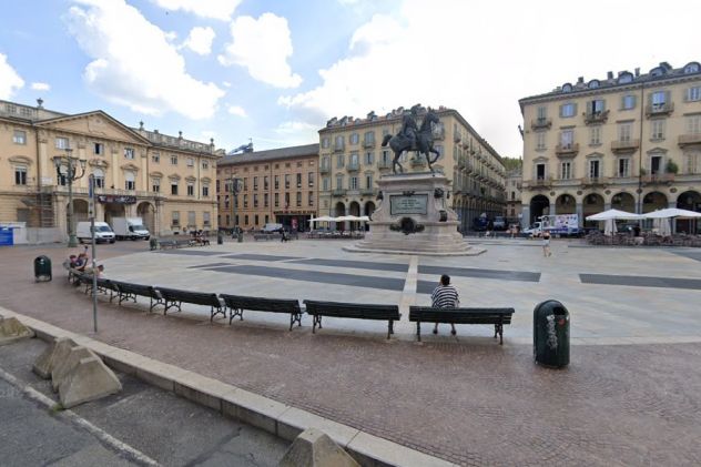 CENTRO PIAZZA BODONI GRAZIOSO TRILOCALE RISTRUTTURATO NEL CUORE DI TORINO - Foto 3