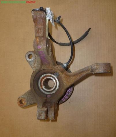 MONTANTE SOSP. ANT. D. 1.4 DCI ABS FORD FIESTA Meccanica Assale Telaio Fusello ruota ant. dx. FORD - FIESTA - 01-12-2008 - 01-11-2012