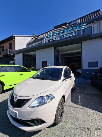 Lancia Ypsilon 1.2 69 CV 5 porte GPL Ecochic Gold - Foto 3