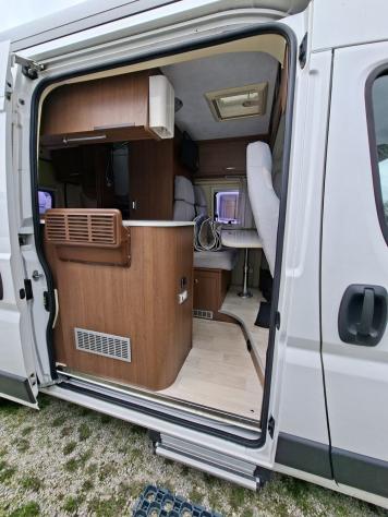 VAN CAMPER PURO CI DUCATO LETTO MATRIMONIALE FOTOVOLTAICO WEBASTO CLIMATIZZATORE CAMPEGGIO USATI GENERALI 1556 - Foto 6