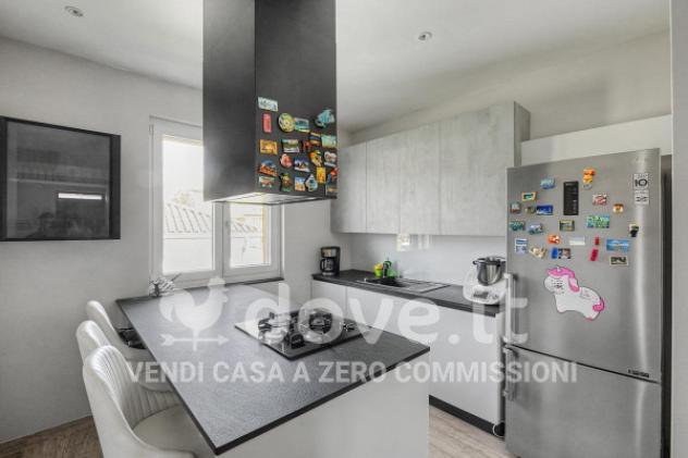 Villa di 110 m² con 3 locali e box auto doppio in vendita a Luino - Foto 10