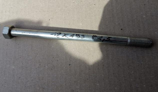 Perno asse forcellone ø12 L195 P1,5