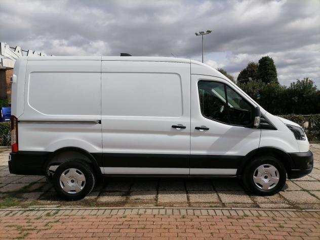 Ford Transit 350 fwd 2.0 ecoblue 130cv trend L2H2 - Foto 3