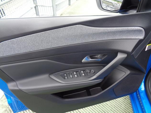 Peugeot 308 308 1.5 bluehdi Allure s&s 130cv eat8 - Foto 8