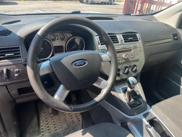 FORD Kuga + 2.0 TDCi 163 CV 4WD DPF rif. 23935600 - Foto 9
