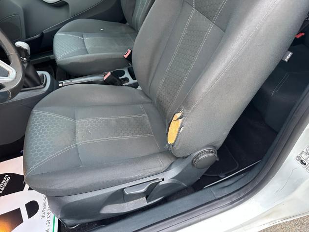 Ford Fiesta 1.4 TDCi 70CV 3 porte Titanium - Foto 9