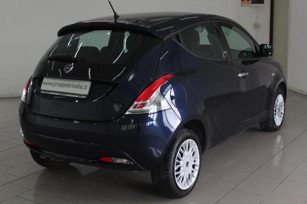 LANCIA - Ypsilon - 1.2 69 CV 5p. Silver - Foto 4