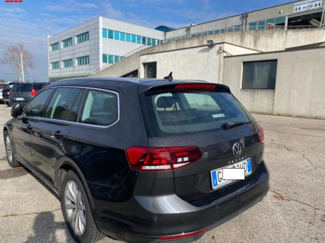 VOLKSWAGEN Passat Variant 2.0 TDI SCR EVO DSG Business x commercianti rif. 23927012 - Foto 3