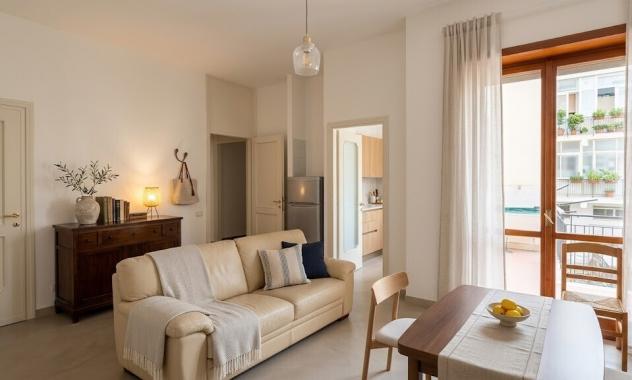 Quadrilocale in vendita a Lecce