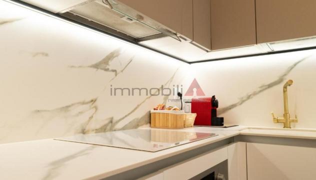 Stupendo Trilocale con Terrazzo in Parquet – Zona Stazione/Centro - Foto 6