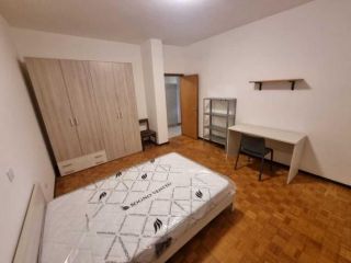 Stanza in appartamento in affitto a Trento
