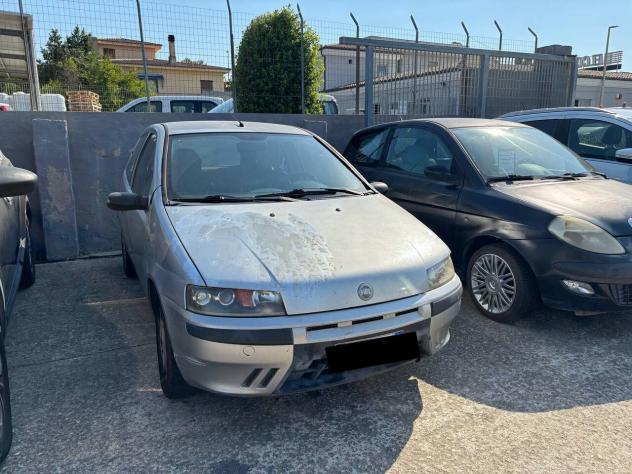 Fiat Punto 1.2i 16V 3 porte - Foto 3
