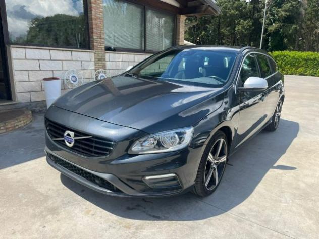 VOLVO V60 D2 2.0 R-design rif. 22166745