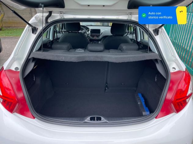 Peugeot 208 1.4 8V HDi 68cv FAP Allure - Foto 9