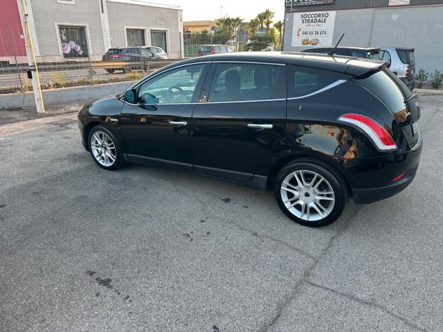 Lancia Delta 1.6 MJT DPF Platino - Foto 6