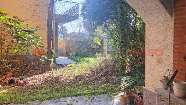 Casa indipendente di 380 m² con più di 5 locali e box auto in vendita a Agrate Conturbia - Foto 5