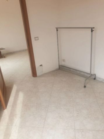 CASAL MORENA TRILOCALE DOPPI SERVIZI - Foto 6