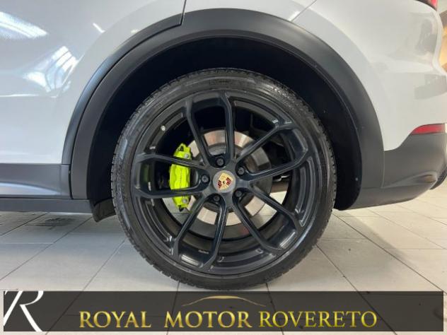 PORSCHE Cayenne Coupé3.0 V6 E-Hybrid 462cv +22"/Pack Sport/Carbon! rif. 22255266 - Foto 4