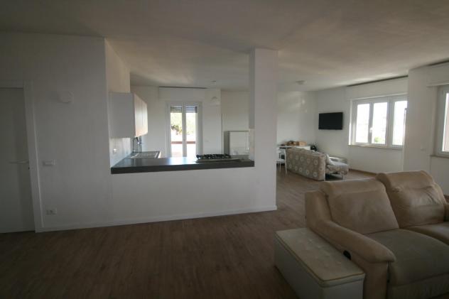 Appartamento in vendita a Marina di Carrara - Carrara 150 mq Rif: 1331585 - Foto 9