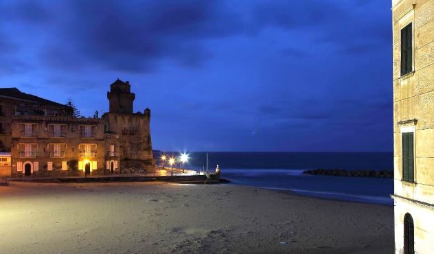 GRAZIOSI APPARTAMENTI A SANTA MARIA DI CASTELLABATE - Foto 10