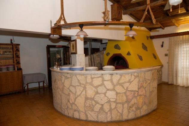 Immobile di 565 m² con più di 5 locali in vendita a Latina - Foto 14