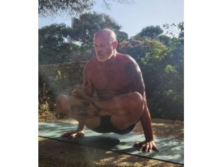 Massaggi - benessere Genova - Operatore massaggi olistici antitress Tel:3335830587