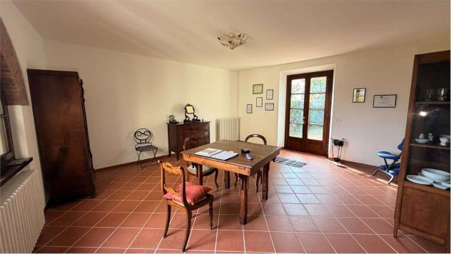 VBF PORC 16 - VILLA ANGOLARE DI GENEROSA METRATURA LIBERA SU TRE LATI CON GIARDINO E POSTI AUTO - Foto 4