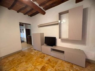 Appartamento in affitto a Siena 52 mq Rif: 1072967