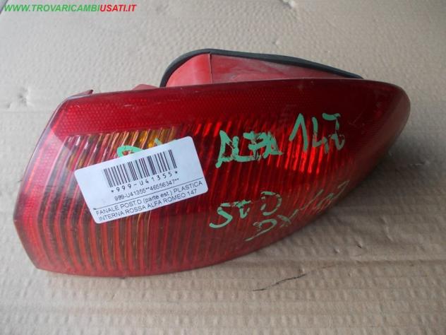 FANALE POST.D.(parte est.) PLASTICA INTERNA ROSSA ALFA ROMEO 147 (937-W8)  Parti elettriche  Fanaleria  Fanali  Fanale post. sx. ALFA ROMEO - 147 - 01