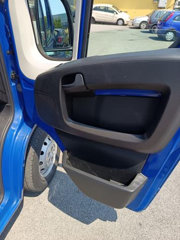 Peugeot Boxer 33 2.2 BlueHDi 140 S&S PM-TN Furgone - Foto 9