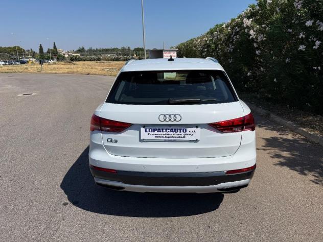 AUDI - Q3 - 35 TDI S tronic Business Advanced - Foto 4