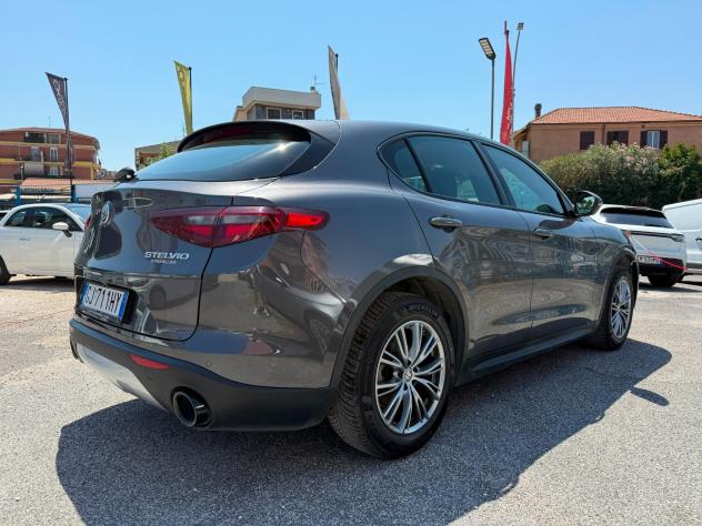 Alfa Romeo Stelvio 2.2 TD 190CV Q4 - Foto 4