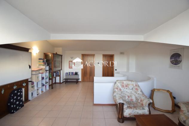 VILLA A SCHIERA di 4 vani e di 252 mq (CAERANO DI SAN MARCO) rif. CM6_1 - Foto 15