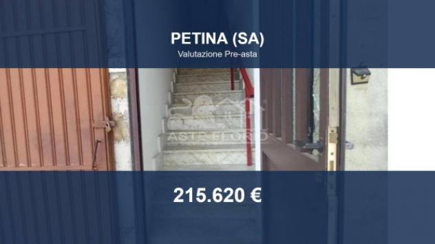 Immobile in asta di 400 m² in vendita a Petina