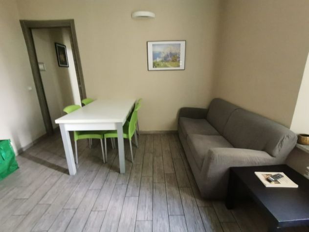 1 POSTO LETTO FEMMINILE IN DOPPIA- NO AGENZIA - Foto 4