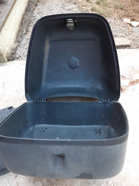 BAULETTO ORIGINALE PIAGGIO FREE 1996 CON SUPPORTO E VITI FISSAGGIO - Foto 7