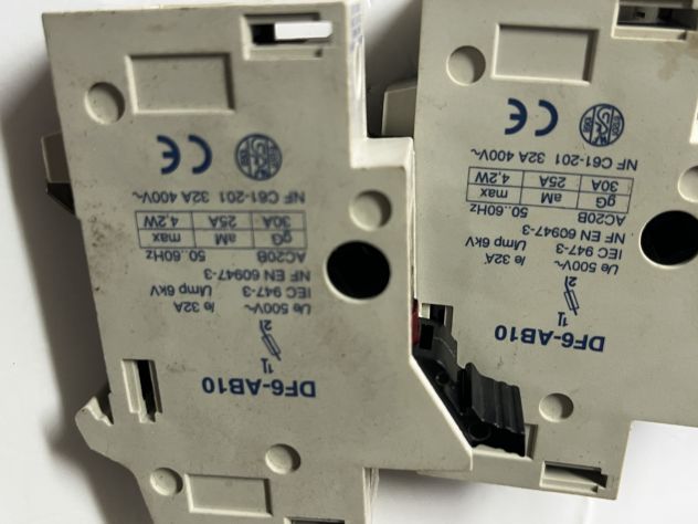 Z44 TELEMECANIQUE DF6-AB10 – Portafusibile N.04 - Foto 2