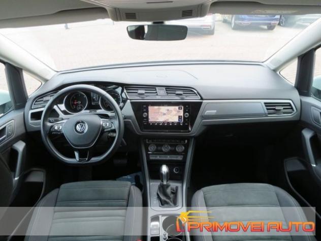 VOLKSWAGEN Touran 1.6 TDI 116 CV SCR DSG Comfortline rif. 19240104