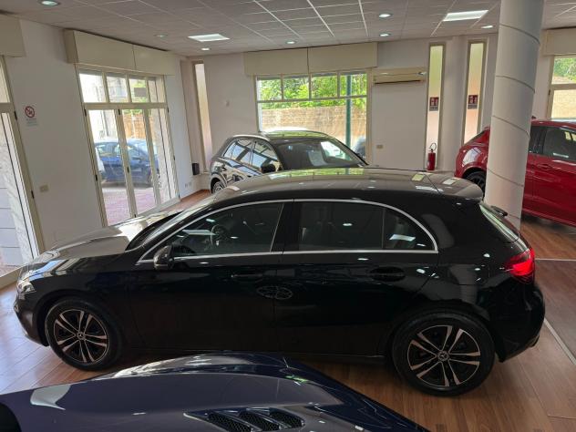 MERCEDES A 220 4MATIC BENZINA MHD - 2023 - Foto 5