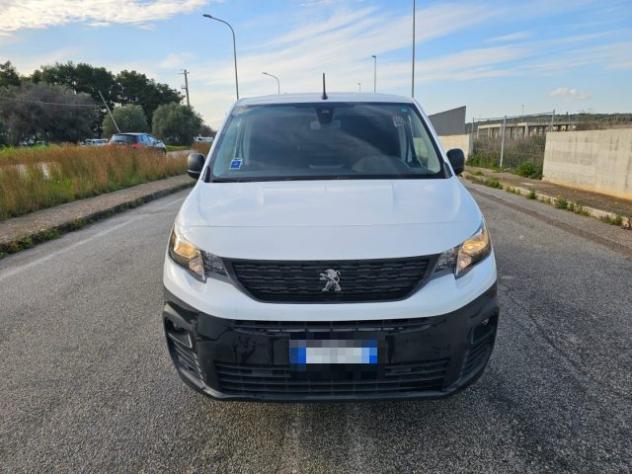 PEUGEOT Partner BlueHDi 100 S&S PC Premium rif. 24059706 - Foto 2