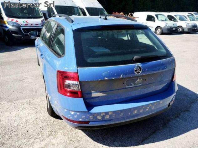 SKODA Octavia Wagon 2.0 tdi Executive 150cv - FZ312RJ rif. 23915400 - Foto 2