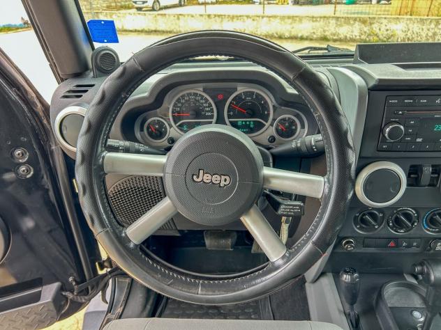 Jeep Wrangler 2.8 CRD Sahara - Foto 7