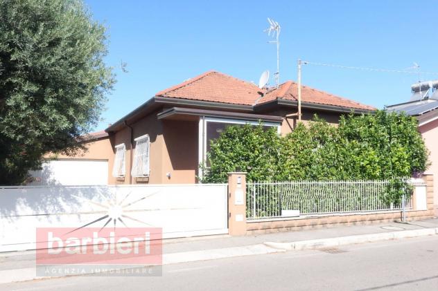 Villa in vendita a Cesena, Calabrina