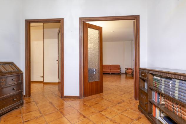 Appartamento in Via dei Colli della Serpentara